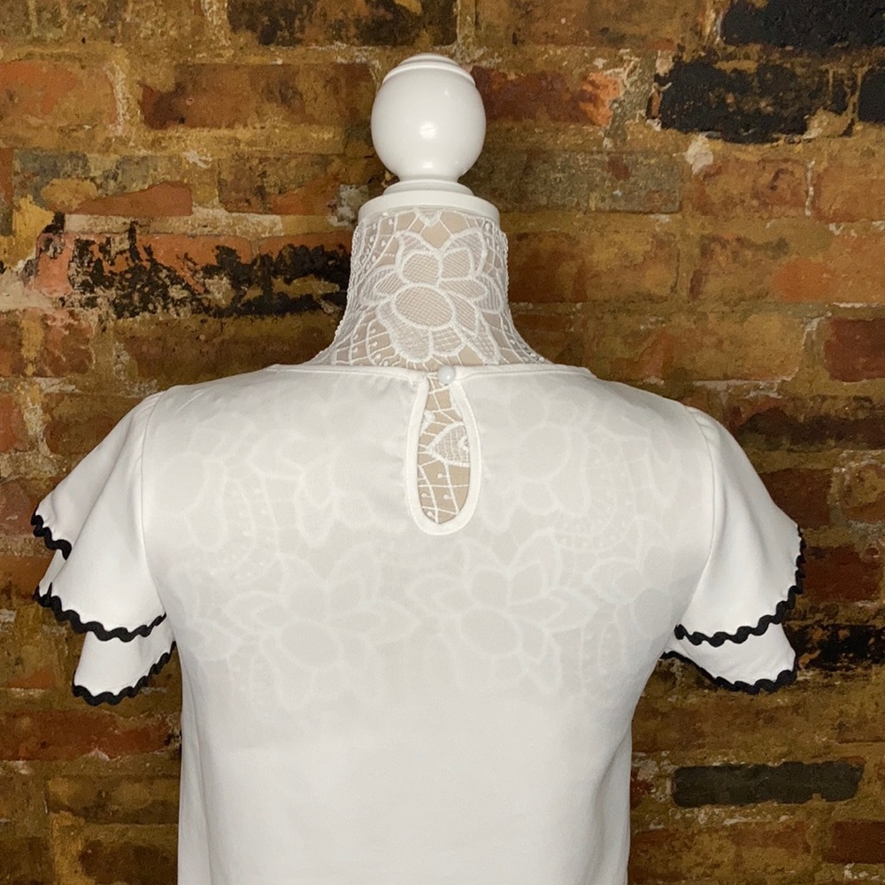 Amazon Essentials Ric-Rac Top (fits like a small) - Picture 6 of 7